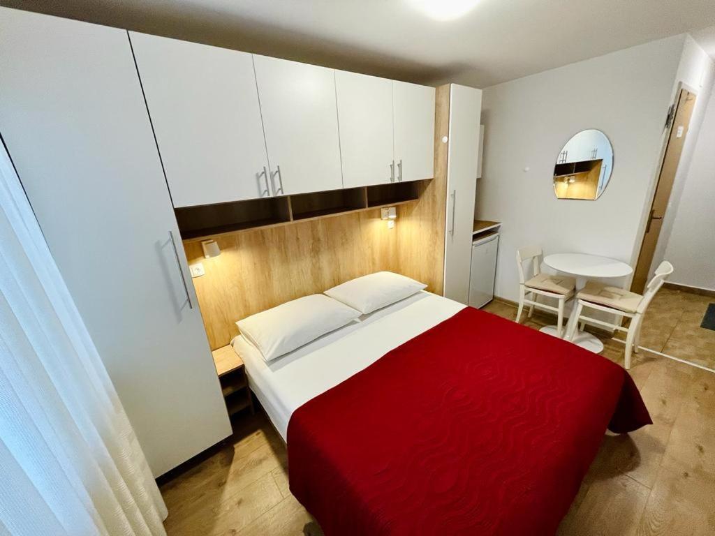 Guest House Korunic Корчула Екстер'єр фото
